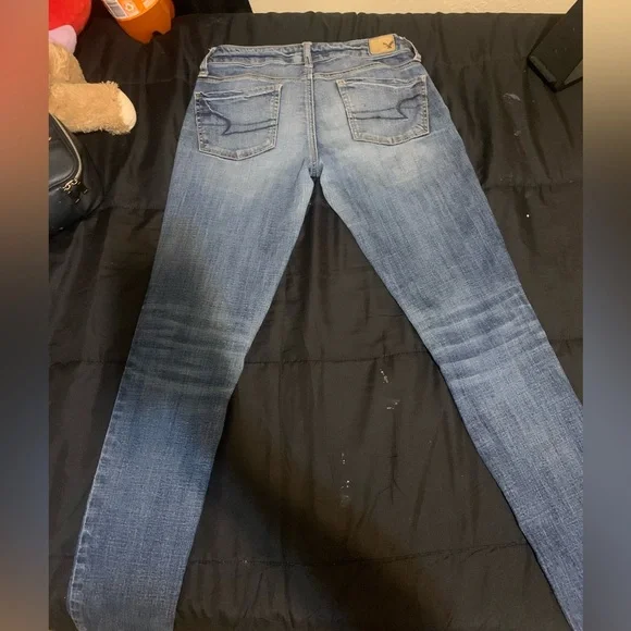american eagle jeans. - Picture 2 of 2